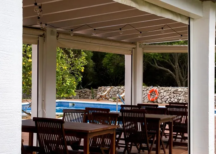 Binissafullet Vell Hotel