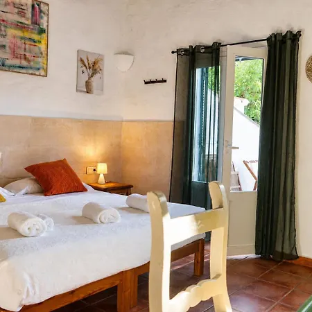 Agroturismo Hotel Rural Binissafullet Vell 3*
