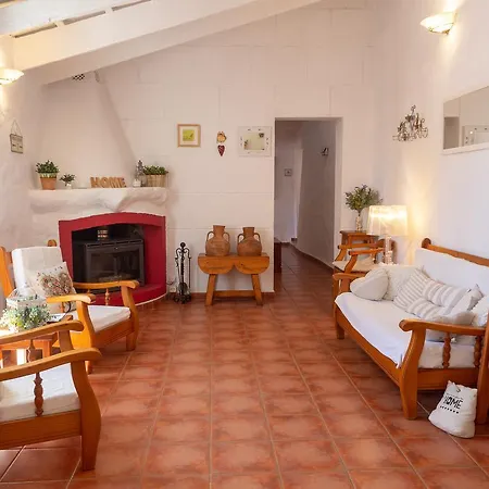 Binissafullet Vell Hotel